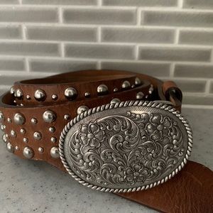Ariat Leather Silvertone ConchoStud Belt 36/90